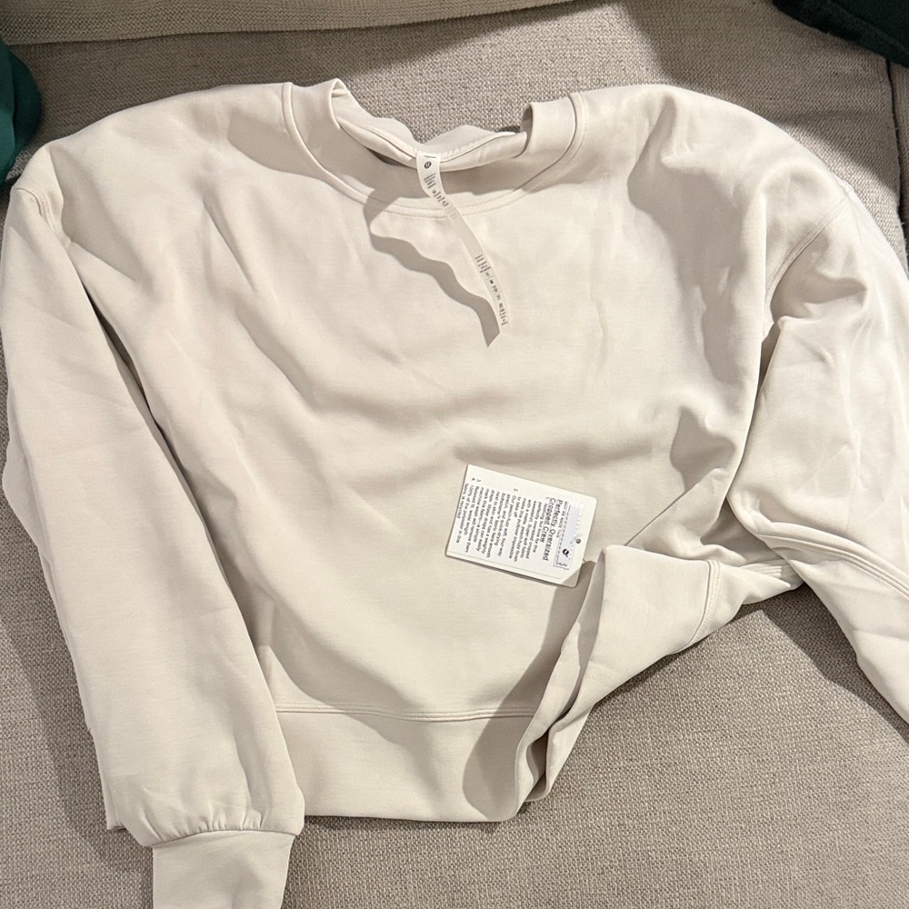 Women's Lululemon Cream Sweatshirt